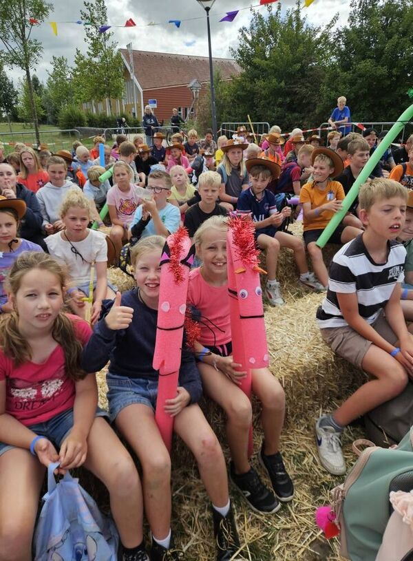 536586413133661825513310031354